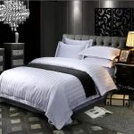 Lenjerie hoteliera dubla Damasc Satinat Bumbac dunga 2 cm (Pat dublu)