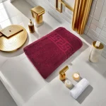 Prosop de Lux 70×130cm 100% Bumbac Pieptanat 650 g/mp-Burgundy