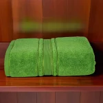 Prosop Pufos de Lux 70×130cm, 100% Bumbac Pieptanat, Zero Twist, 650 g/mp-Verde